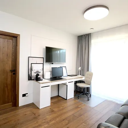 Apartment Beautiful Urban Oasis Vilnius